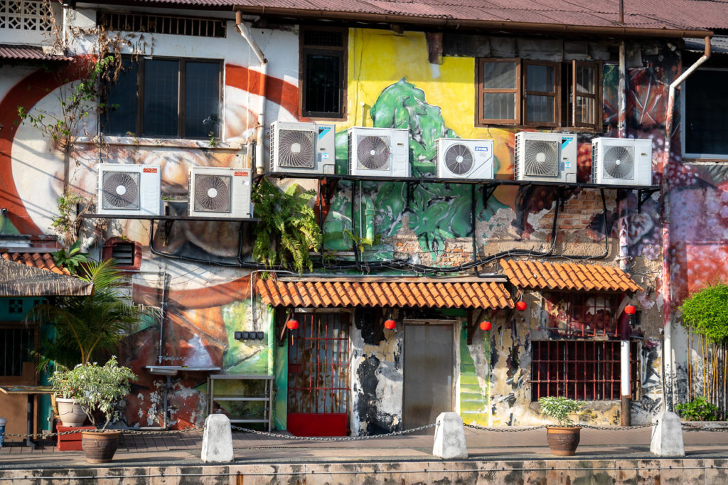 Street art, Malacca River